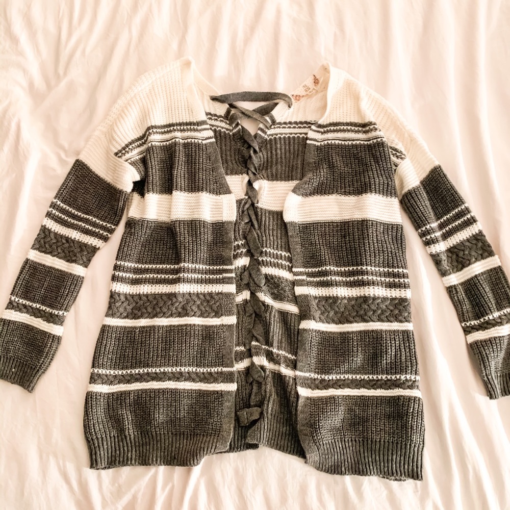 EUC Pink Rose Chunky Knit Cardigan